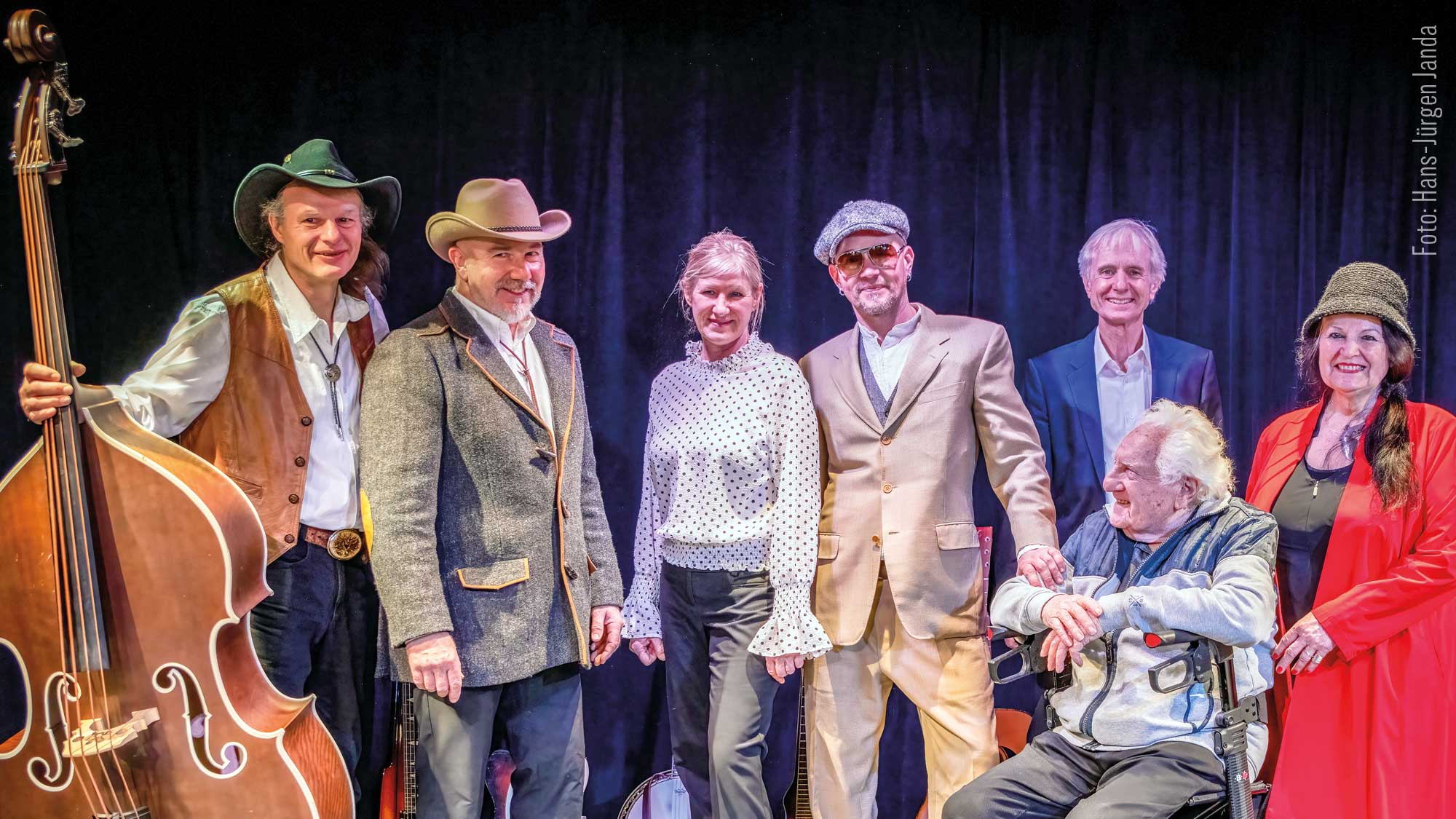 Ensemble von LIEBE großgeschrieben mit Fritz Pechovsky, Elisabeth Görtz und Dapper Dan Men